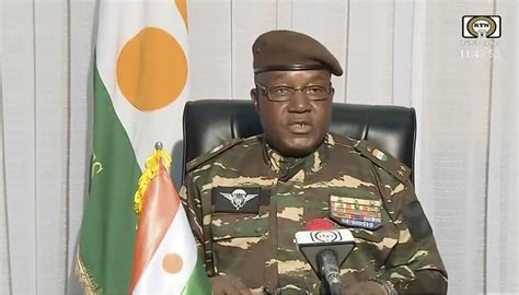 Soldiers declare Niger general as head of state after he led a coup and detained the president